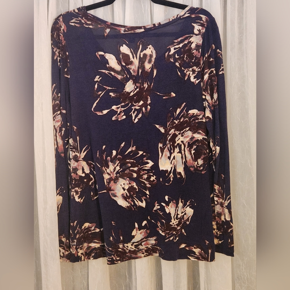 EUC Simply Vera Vera Wang Navy Floral Long Sleeve Blouse, Women Size S - Picture 2 of 3